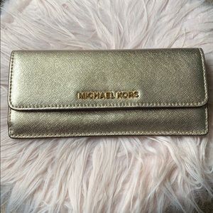 Michale Kors wallet